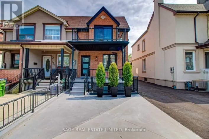 LOWER - 671 DUFFERIN STREET, Toronto