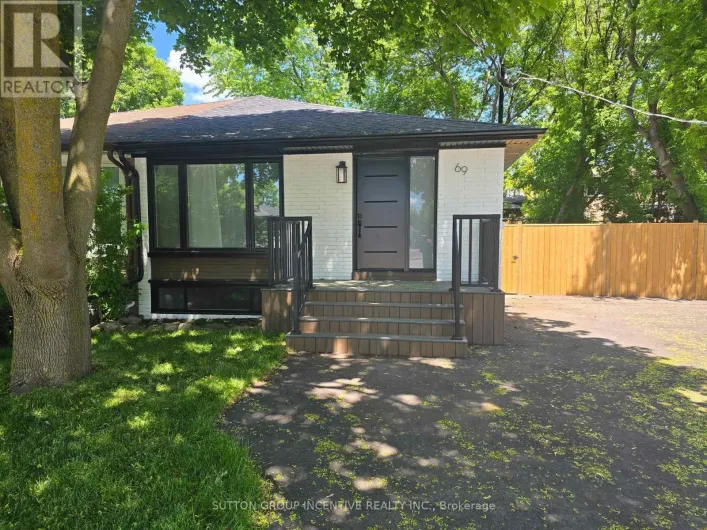 LOWER - 69 MARLIN COURT, Newmarket