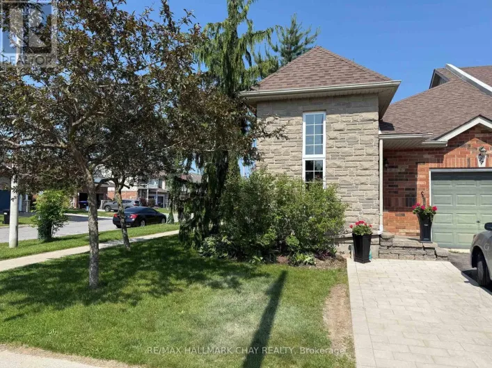 LOWER - 77 COWAN AVENUE, New Tecumseth