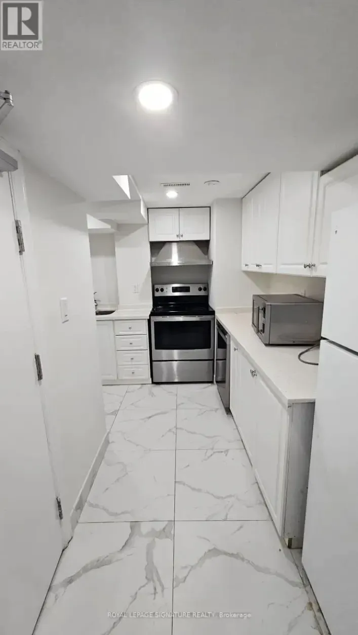 House for rent: LOWER - 772 SCARBOROUGH GOLF CLUB ROAD, Toronto