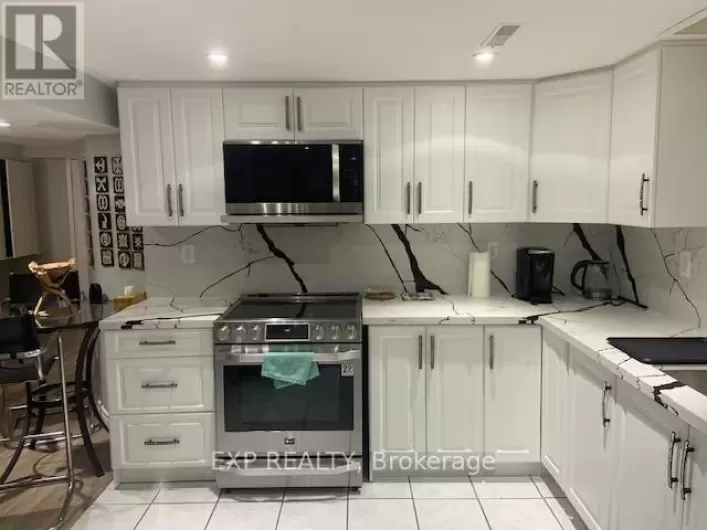 LOWER - 8 CLUETT DRIVE, Ajax