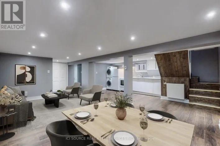 LOWER - 8 DAVIES CRESCENT, Toronto