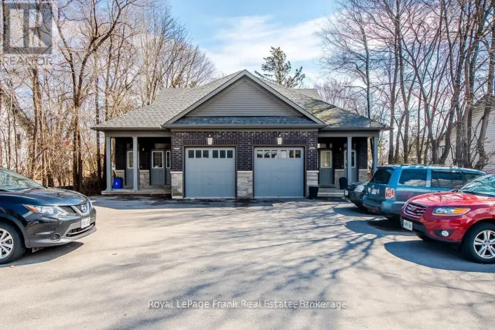 LOWER - 805B DUNDAS STREET, Whitby