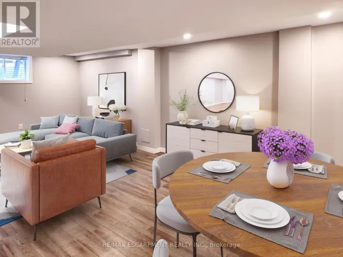 LOWER - 88 SAN FERNANDO DRIVE, Hamilton