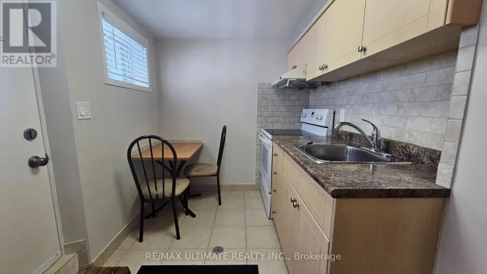 LOWER - 905 LANSDOWNE AVENUE, Toronto