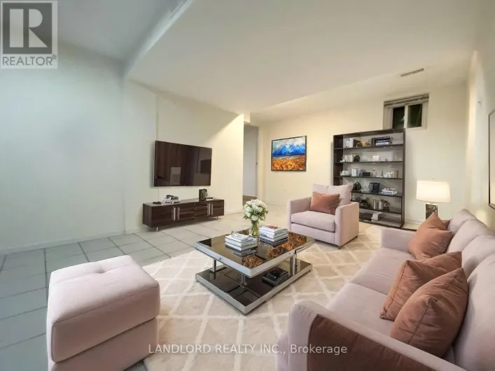 LOWER - 92 HOLWOOD AVENUE, Toronto