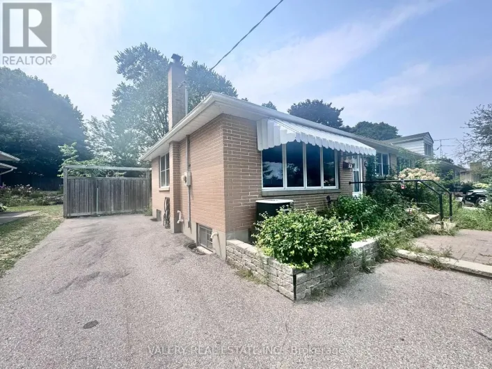 LOWER - 936 SOMERVILLE STREET, Oshawa