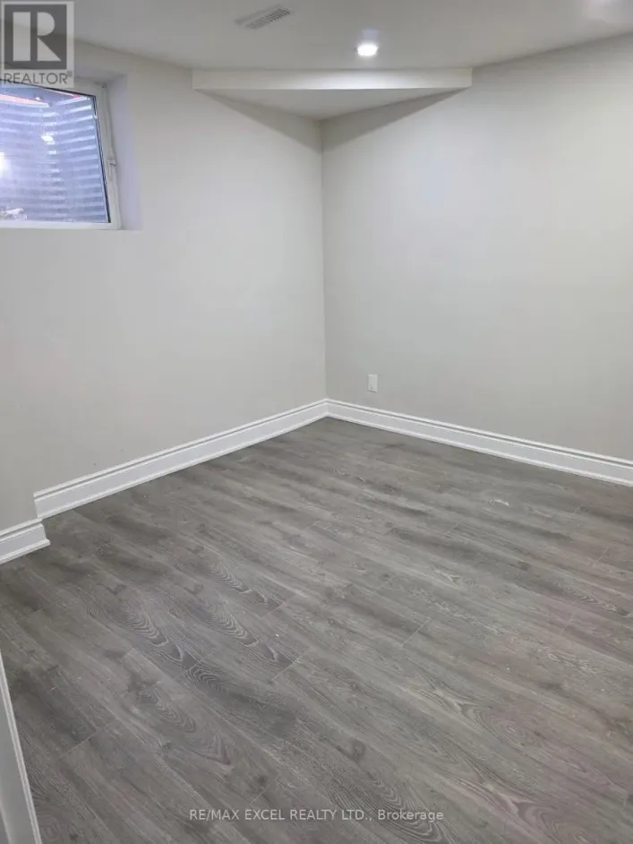 LOWER FLOOR - 420 WINFIELD TERRACE, Mississauga