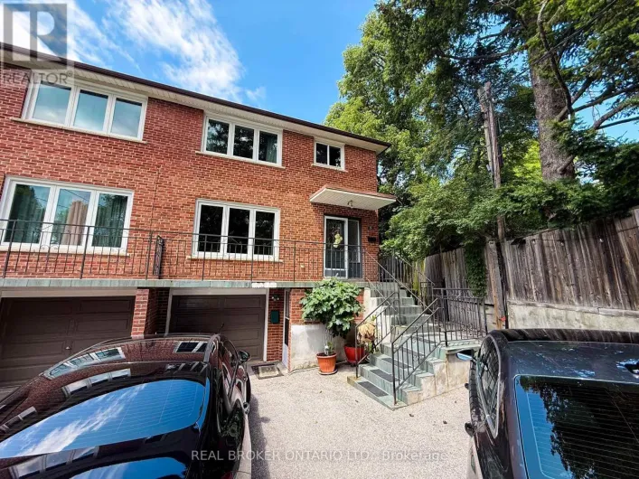 LOWER LEVEL - 14 GOOCH COURT, Toronto