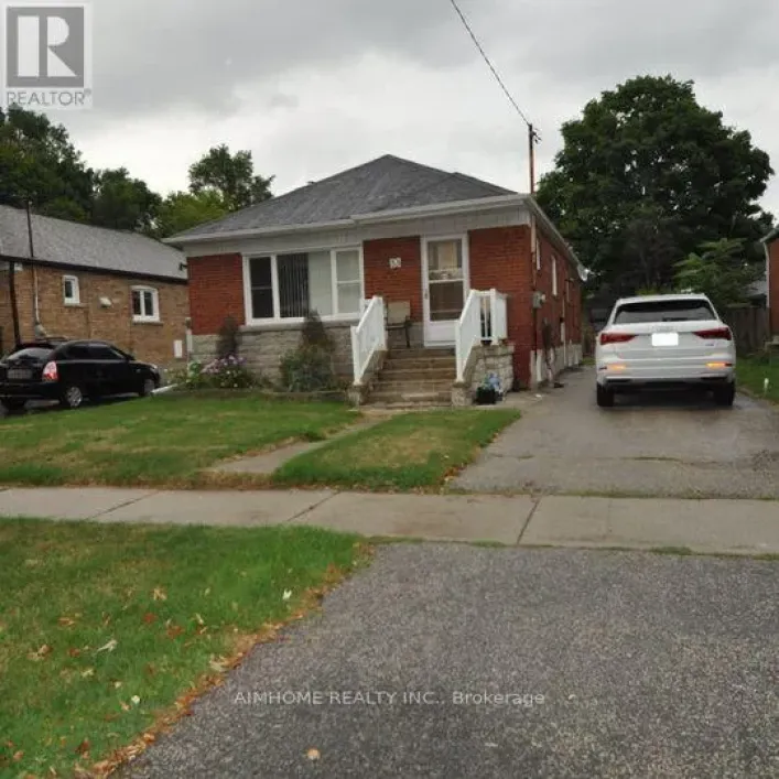 LOWER LEVEL - 33 WYE VALLEY ROAD, Toronto