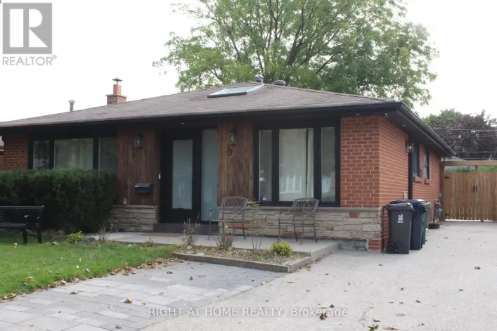 LOWER LEVEL - 9 FARLEY CRESCENT, Toronto