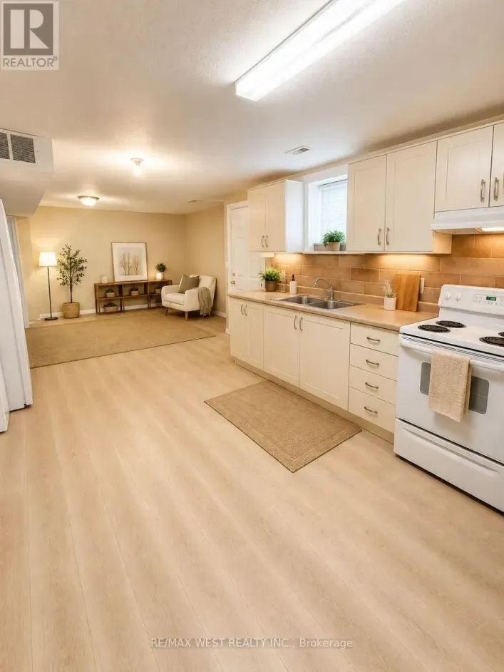 LOWER LEVEL A - 7 WALTHAM DRIVE, Toronto
