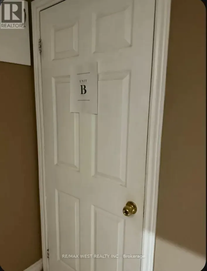 House for rent: LOWER LEVEL B - 7 WALTHAM DRIVE, Toronto