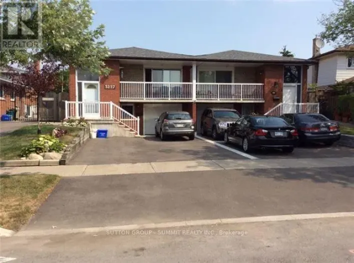 LOWER LEVEL ONLY - 3227 TRISHA DOWNS, Mississauga