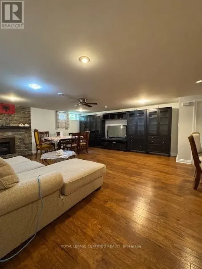 LOWER UNIT - 2171 CORSAIR ROAD, Mississauga