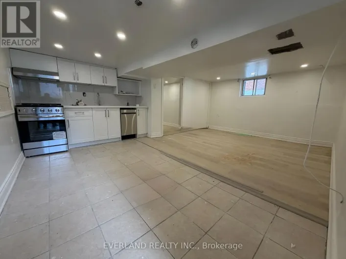 LOWER UNIT - 247 BELGRAVIA AVENUE, Toronto