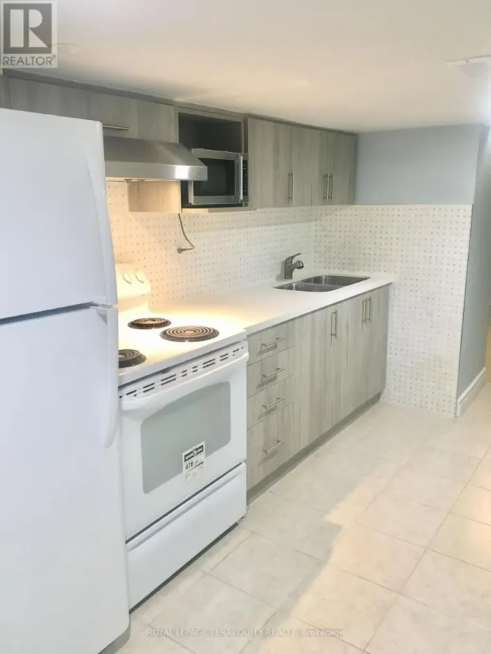 LOWER UNIT - 305 MARGUERETTA STREET, Toronto