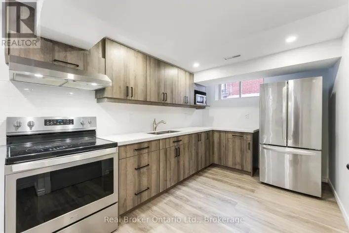 LOWER UNIT - 326 EAST 19TH STREET, Hamilton