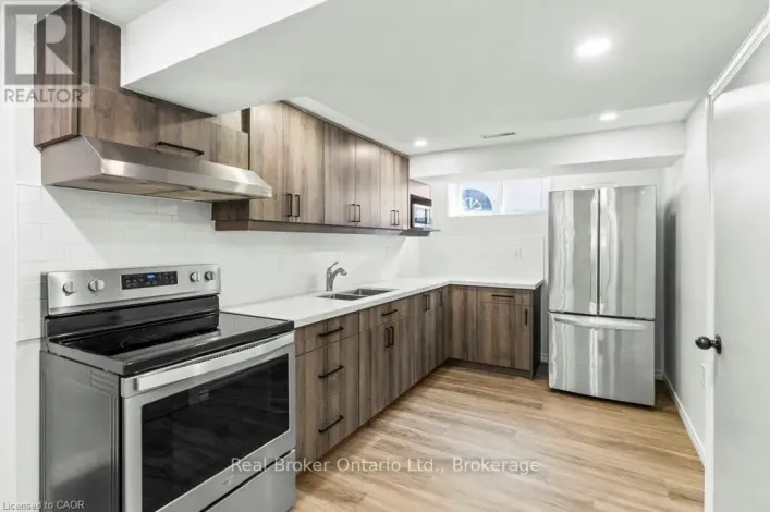 LOWER UNIT - 326 EAST 19TH STREET, Hamilton