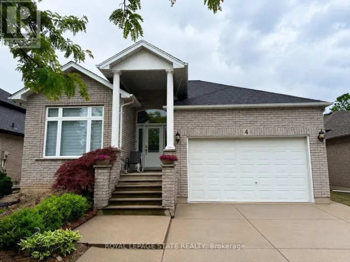 LOWER UNIT - 4 WATERSIDE DRIVE, Hamilton