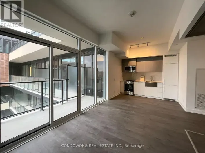 LP9 - 270 DUFFERIN STREET, Toronto