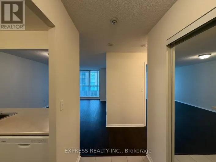 LPH02 - 29 PEMBERTON AVENUE, Toronto