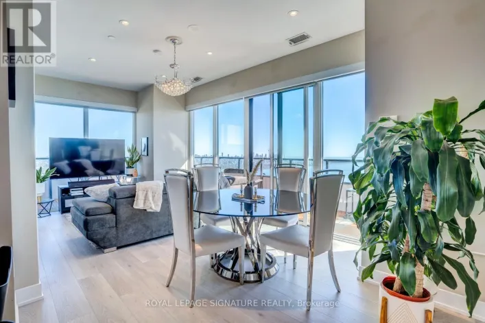 LPH05A - 30 SHORE BREEZE DRIVE, Toronto