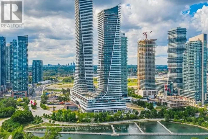 LPH05B - 20 SHORE BREEZE DRIVE, Toronto