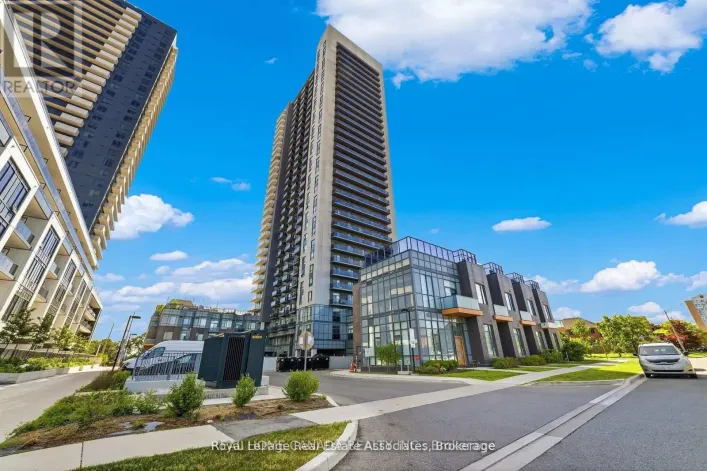 LPH-18 - 8 NAHANI WAY, Mississauga