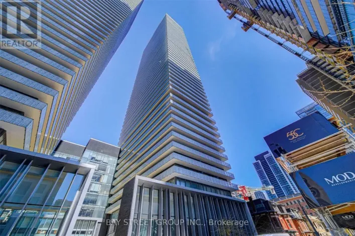 Apartment for rent: LPH5202 - 50 CHARLES STREET E, Toronto