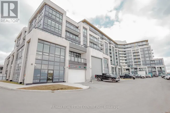 LPH8 - 405 DUNDAS STREET, Oakville