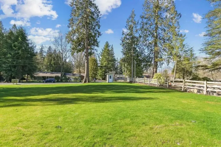 LT.1 428 202 STREET, Langley