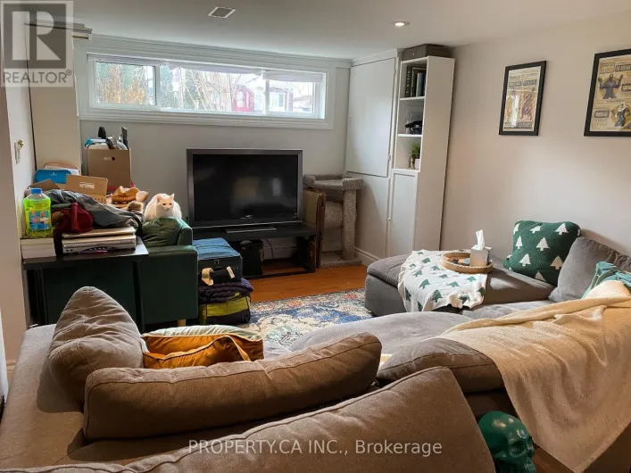 LWR LVL - 1067 EDGELEIGH AVENUE, Mississauga