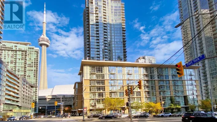 M03 - 9 SPADINA AVENUE, Toronto