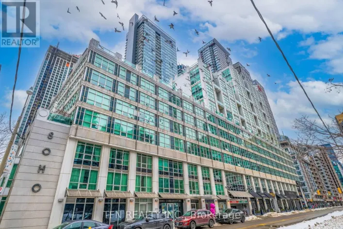 M22 - 350 WELLINGTON STREET W, Toronto