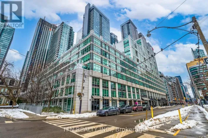 M22 - 350 WELLINGTON STREET W, Toronto