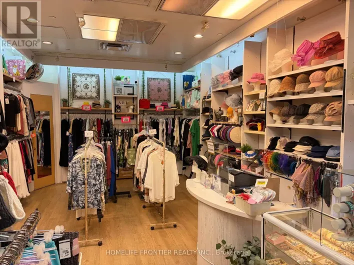 M5 - 444 YONGE STREET, Toronto