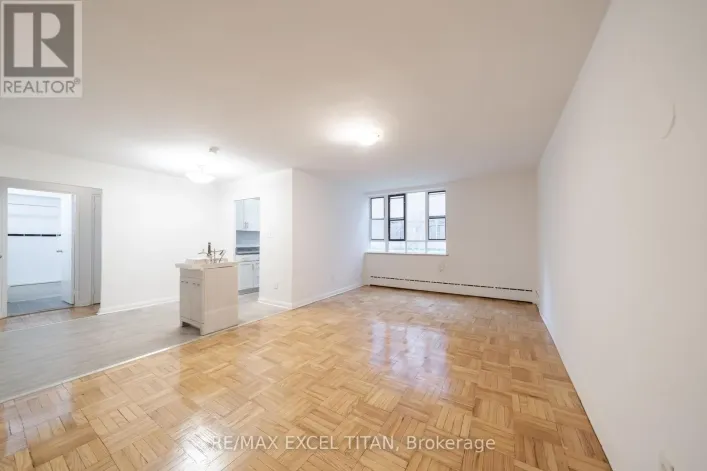 M8 - 77 ERSKINE AVENUE, Toronto