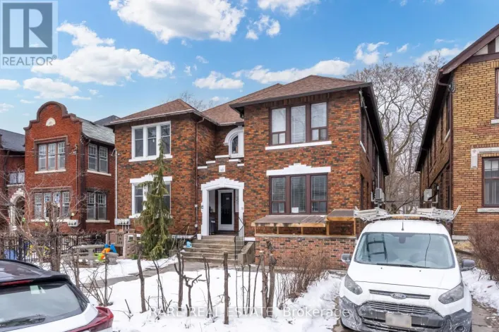 MAIN - 10 CASTLEVIEW AVENUE, Toronto