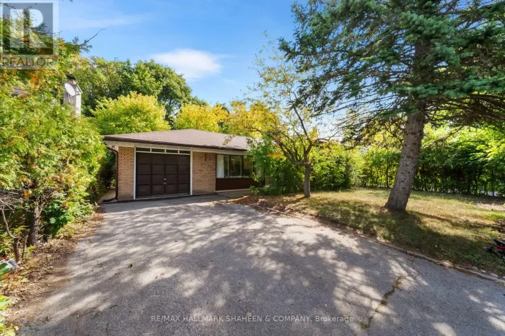 MAIN - 1015 WILLOWDALE AVENUE, Toronto