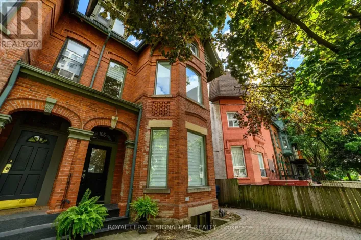MAIN - 103 GLOUCESTER STREET, Toronto