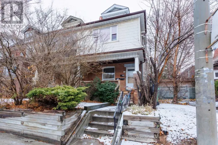 MAIN - 105 SUNNYSIDE AVE AVENUE, Toronto