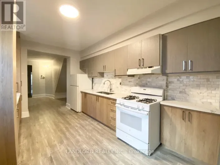 MAIN - 1078 COLLEGE STREET, Toronto