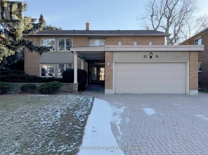 MAIN - 11 TOURNAMENT DRIVE, Toronto