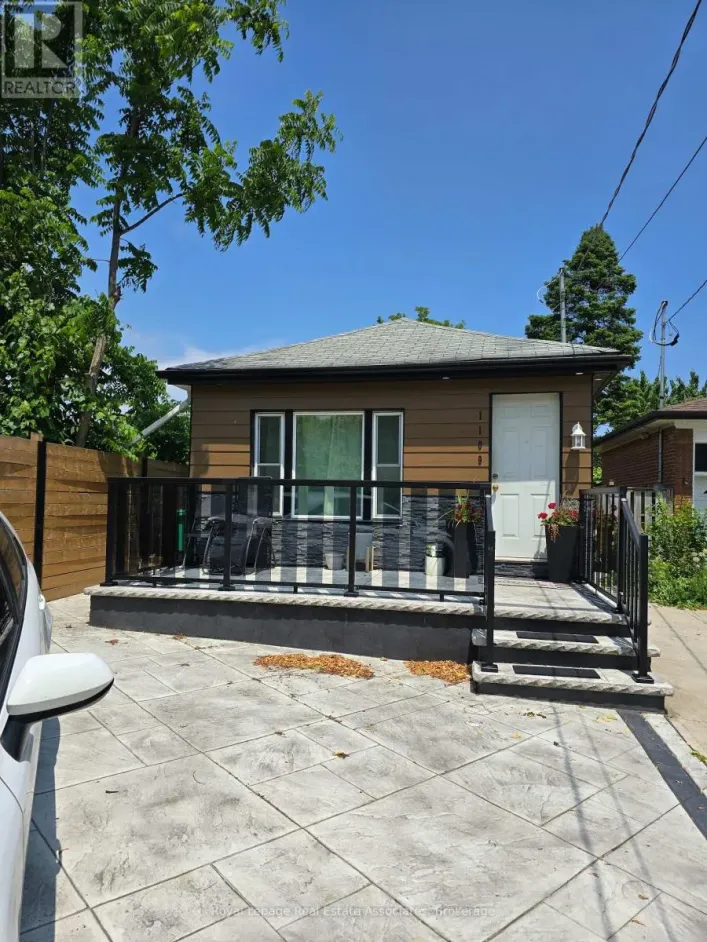 MAIN - 1109 CAVEN STREET, Mississauga