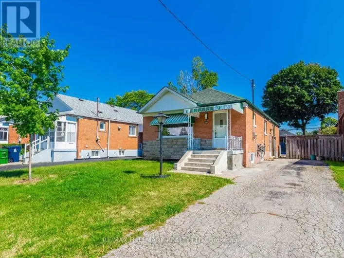 MAIN - 139 FLORA DRIVE, Toronto