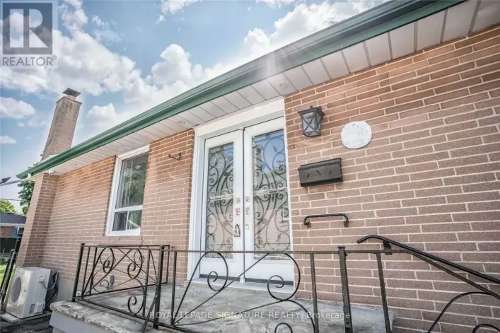 MAIN - 14 MILFORD HAVEN DRIVE, Toronto