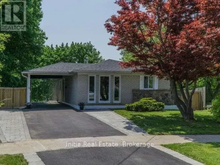 MAIN - 15 GROVE PARK CRESCENT, Toronto