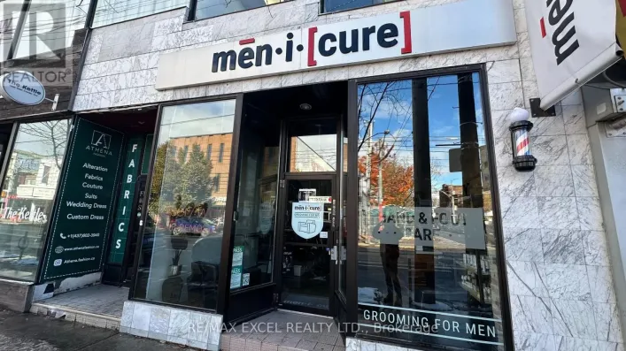 MAIN #2 - 685 QUEEN STREET W, Toronto