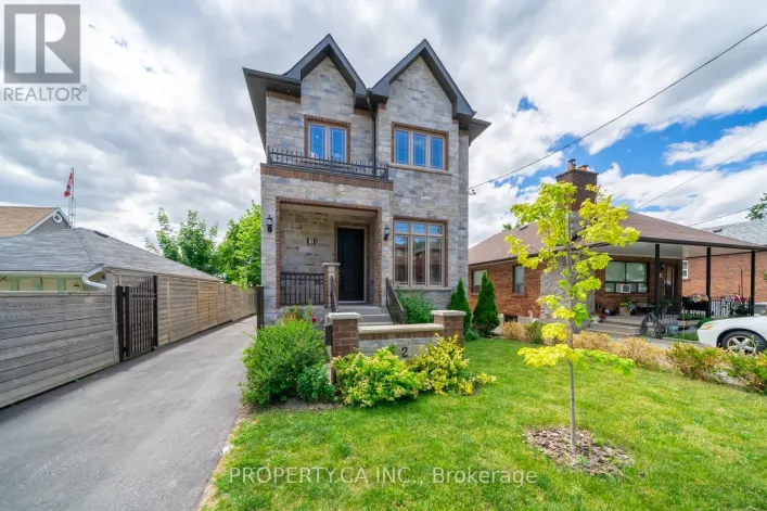 MAIN - 2 ALYWARD STREET, Toronto